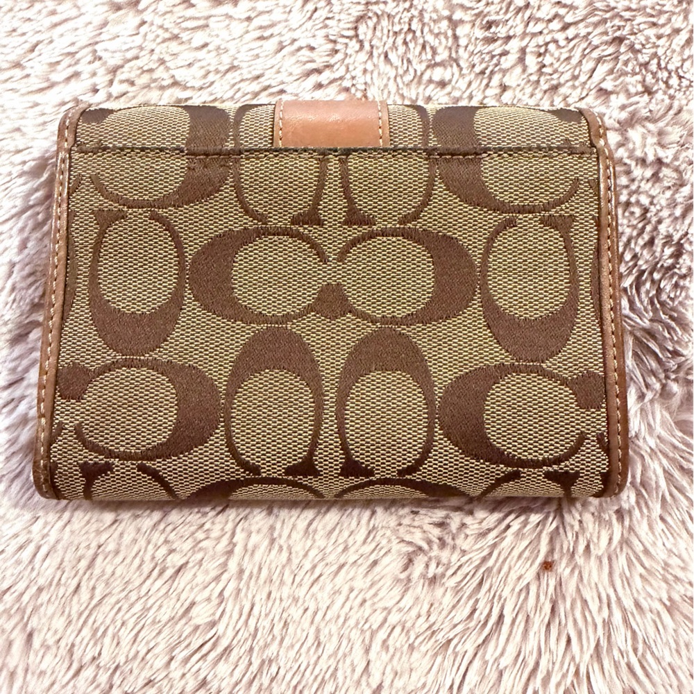 Coach Tri Fold Wallet - Picture 2 of 12